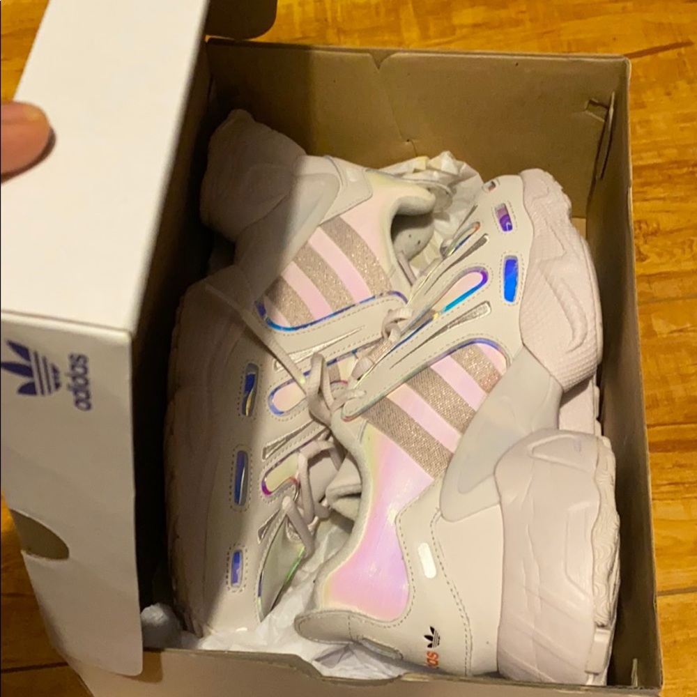 ADIDAS - Picture 6 of 6